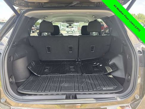 Used 2024 Chevrolet Equinox LT w/ LPO, Floor Liner Package FWD image 37