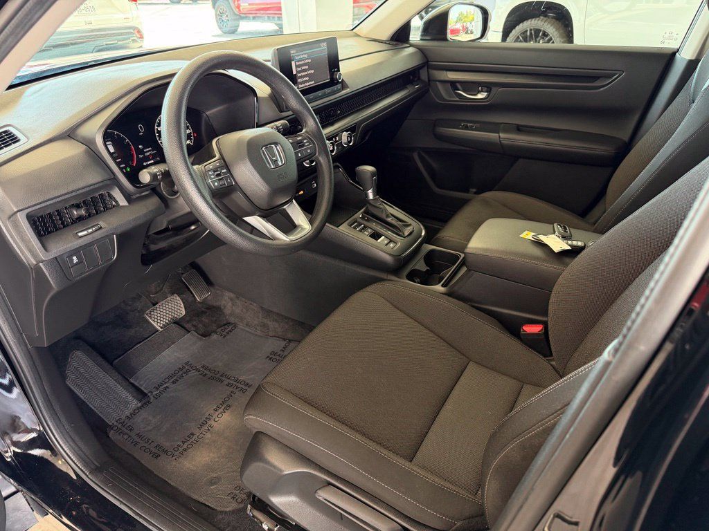 Used 2024 Honda CR-V LX image 11