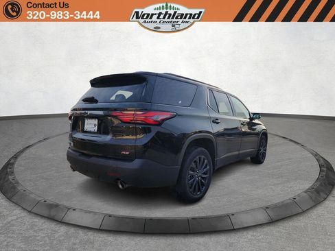 Used 2023 Chevrolet Traverse RS image 5