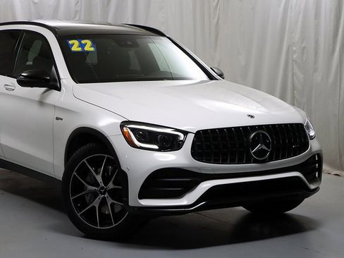 Certified 2022 Mercedes-Benz GLC 43 AMG 4MATIC image 4