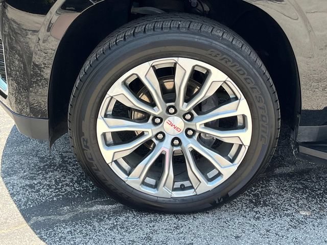 Used 2022 GMC Yukon Denali w/ Max Trailering Package AWD/4WD image 9