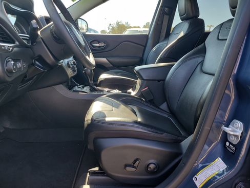 Used 2022 Jeep Cherokee Latitude Lux image 17