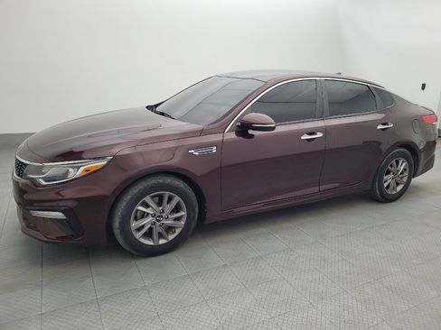 Used 2020 Kia Optima LX image 2