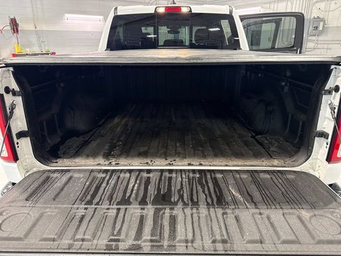 Used 2022 RAM 1500 Big Horn AWD/4WD image 43