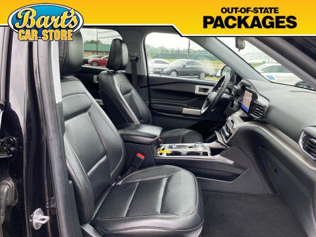Used 2021 Ford Explorer XLT w/ Equipment Group 202A AWD/4WD image 18