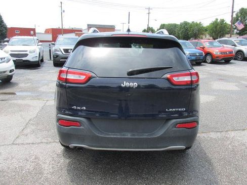 Used 2016 Jeep Cherokee Limited AWD/4WD image 4