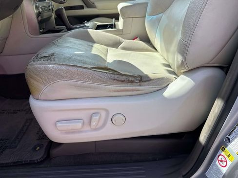 Used 2014 Lexus GX 460 w/ Premium Package AWD/4WD image 25