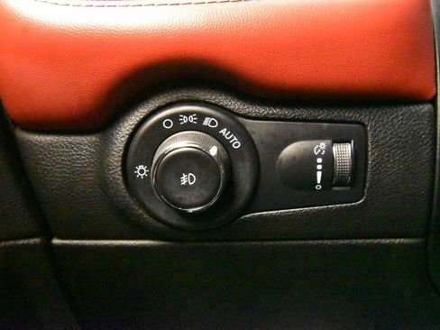 Used 2021 Dodge Durango R/T w/ Blacktop Package image 31