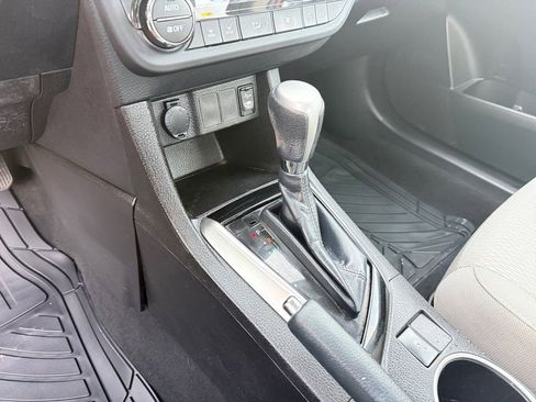 Used 2014 Toyota Corolla LE w/ Driver Convenience Package image 24