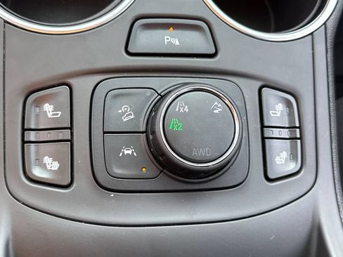 Used 2023 GMC Terrain SLT w/ Infotainment Package II AWD/4WD image 21