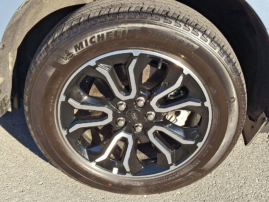 Used 2024 Ford Maverick Lariat AWD/4WD image 11