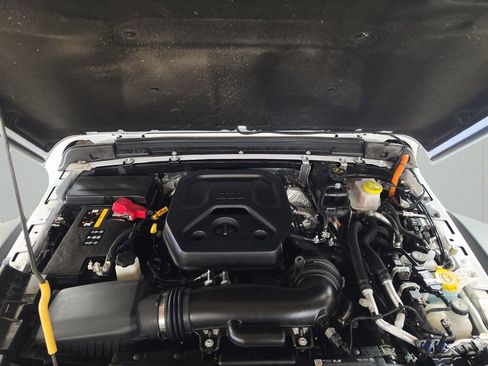 Certified 2025 Jeep Wrangler Unlimited Sport S 4xe image 9