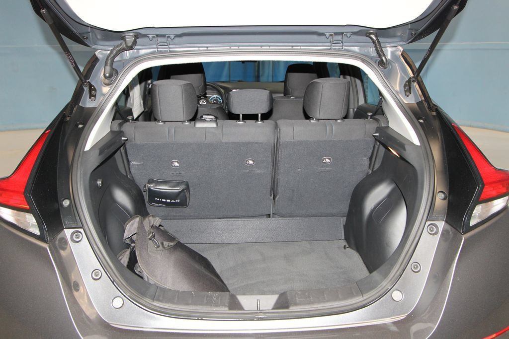 Used 2025 Nissan Leaf S FWD image 34