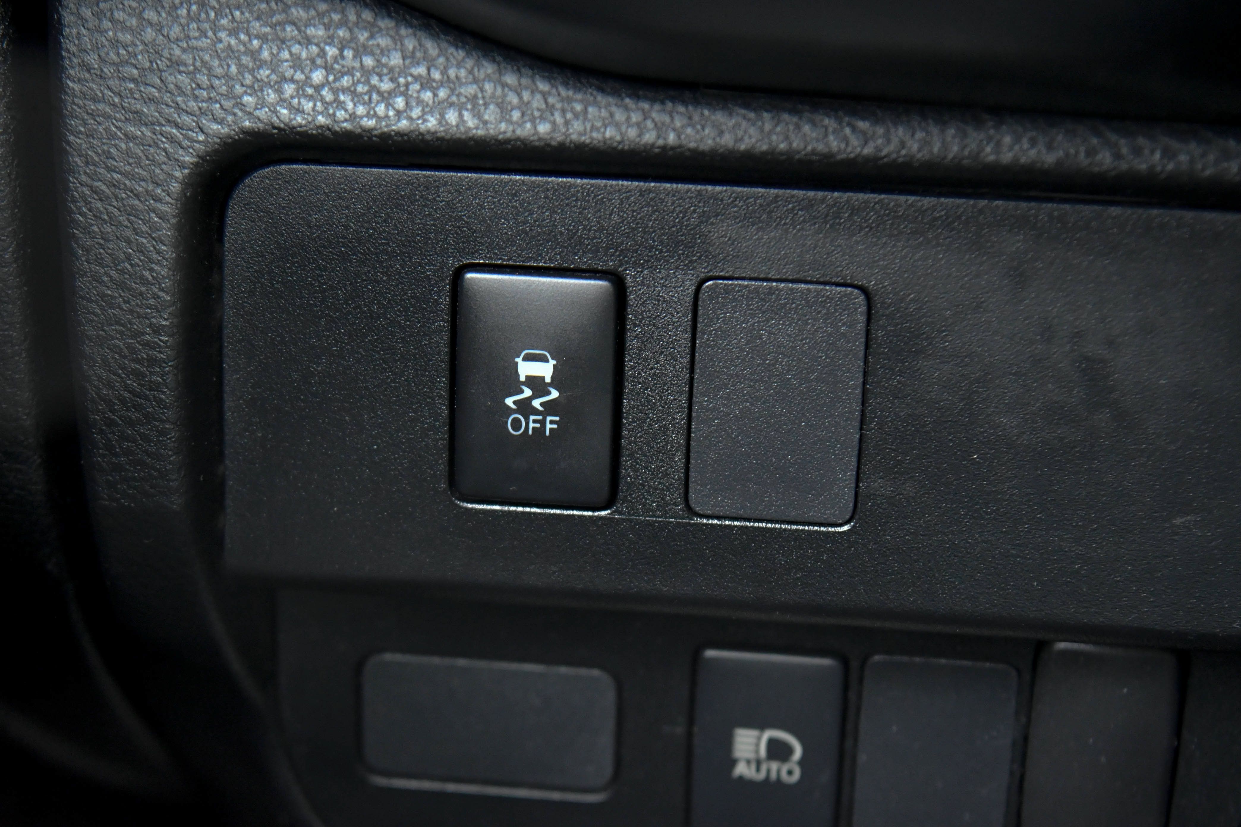 Used 2021 Toyota Tacoma SR RWD image 28