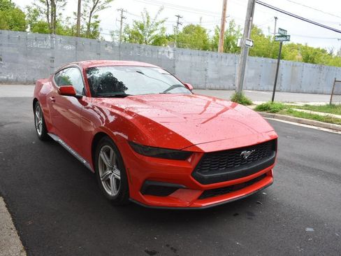 Used 2026 Ford Mustang Premium RWD image 4