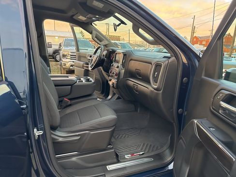 Used 2022 Chevrolet Silverado 2500 LT w/ Convenience Package image 23