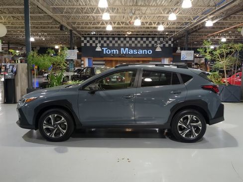 Used 2024 Subaru Crosstrek 2.0i Premium AWD/4WD image 11