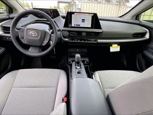 New 2026 Toyota Prius LE image 5