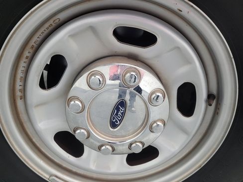 Used 2016 Ford F250 XL w/ Power Equipment Group image 31