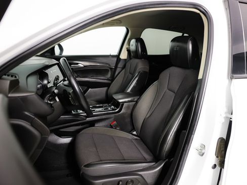 Used 2022 Buick Envision Preferred image 22