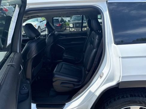 Used 2021 Jeep Grand Cherokee L Limited w/ Luxury Tech Group II AWD/4WD image 10