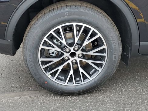 New 2024 Ford Escape PHEV image 5