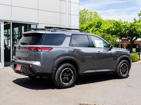 New 2026 Nissan Pathfinder Rock Creek AWD/4WD image 6
