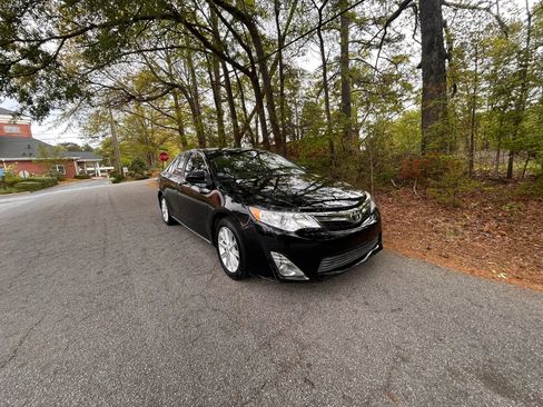 Used 2012 Toyota Camry XLE image 15