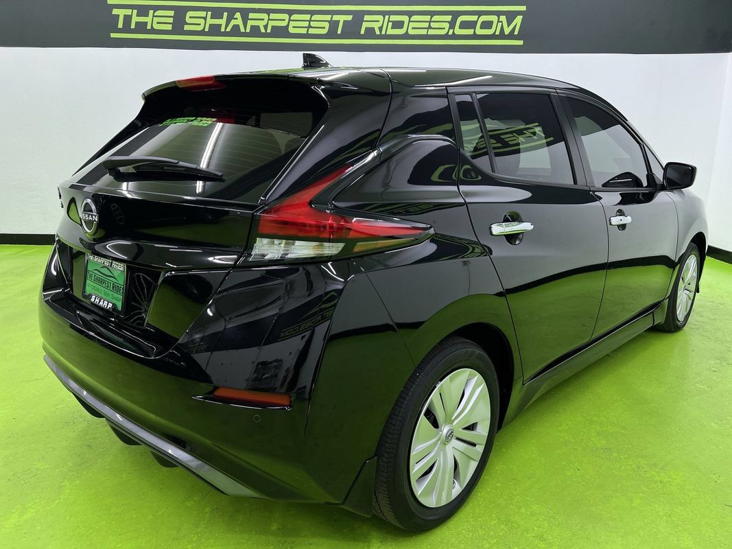 Used 2025 Nissan Leaf S FWD image 10