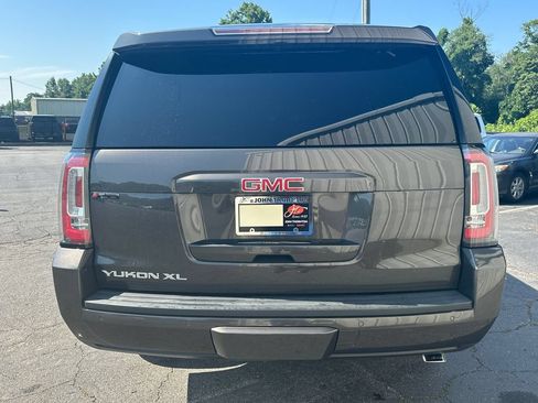 Used 2019 GMC Yukon XL SLT w/ Premium Edition RWD image 7