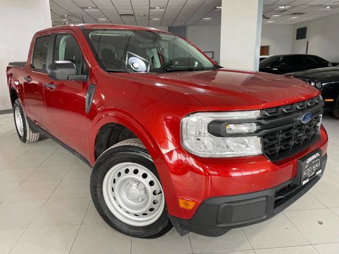 Used 2024 Ford Maverick XL image 1