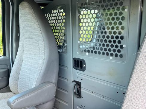 Used 2013 Chevrolet Express 3500 Extended image 14