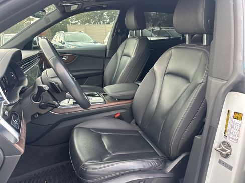 Used 2019 Audi Q8 Prestige w/ Year 1 Package image 10