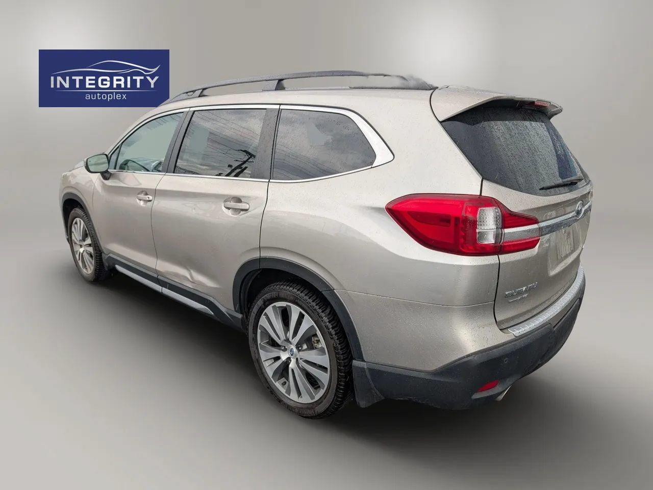 Used 2020 Subaru Ascent Limited w/ Technology Package AWD/4WD image 4