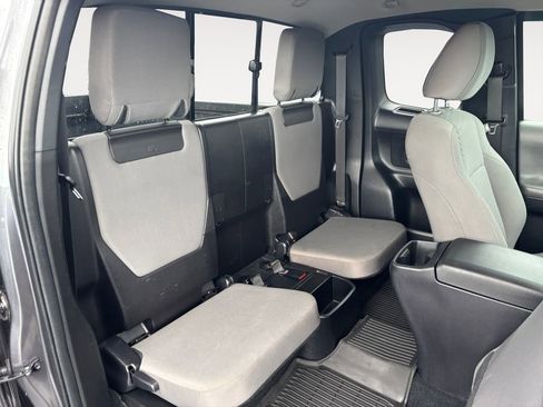 Used 2022 Toyota Tacoma SR w/ SX Package image 11