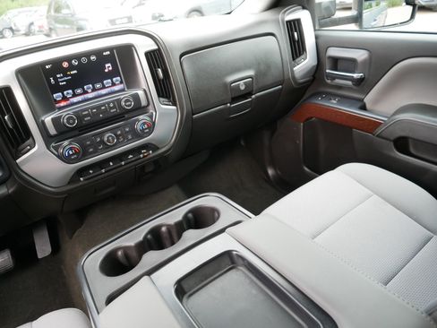 Used 2016 GMC Sierra 1500 SLE w/ SLE Value Package AWD/4WD image 11
