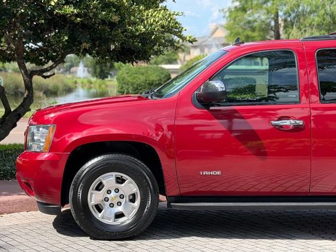 Used 2014 Chevrolet Tahoe LT RWD image 3