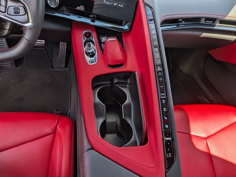 Used 2023 Chevrolet Corvette Stingray Preferred Conv w/ Stealth Interior Trim Package RWD image 18