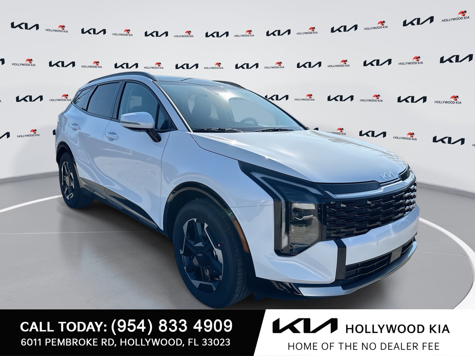 New 2026 Kia Sportage SX FWD image 1