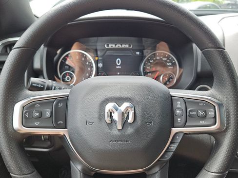 New 2026 RAM 1500 Express AWD/4WD image 20