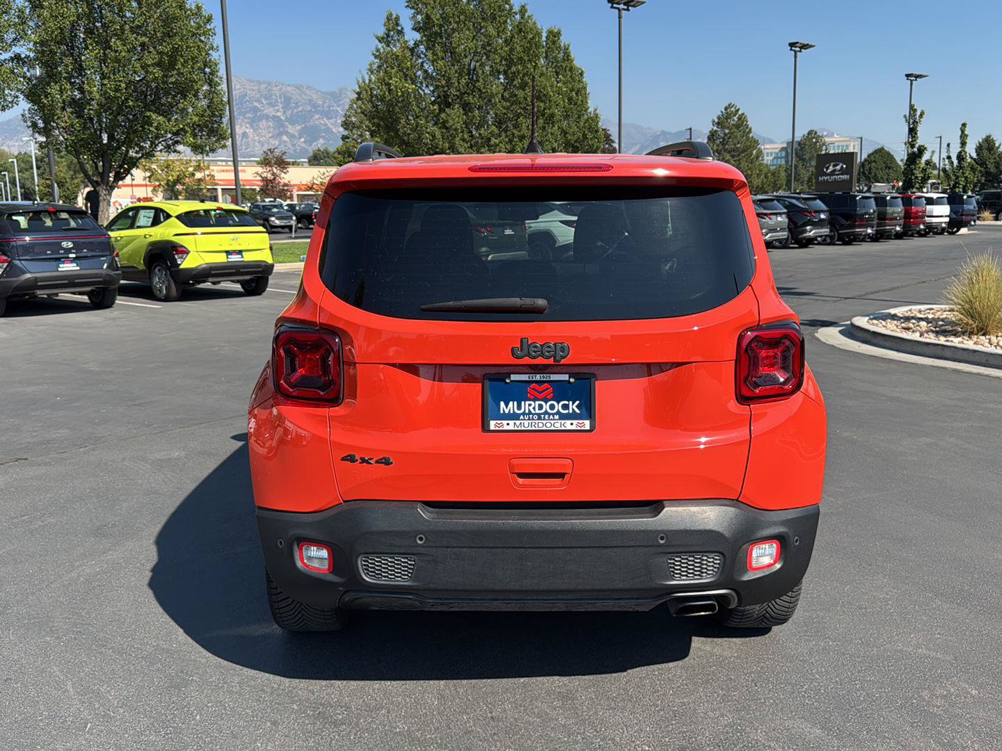 Used 2021 Jeep Renegade Latitude w/ Luxury Group II AWD/4WD image 12