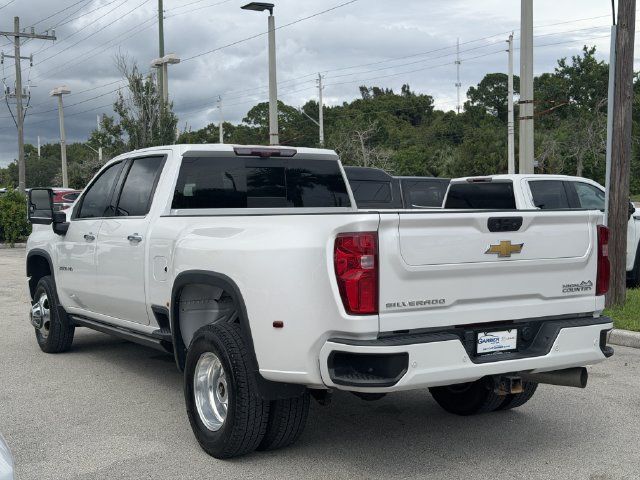 Used 2023 Chevrolet Silverado 3500 High Country w/ Snow Plow Prep/Camper Package AWD/4WD image 4