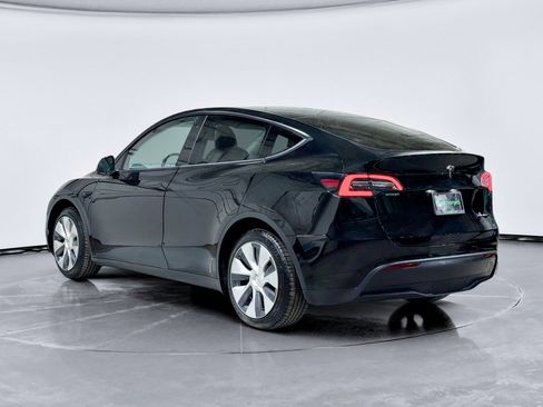 Used 2020 Tesla Model Y Long Range AWD/4WD image 2
