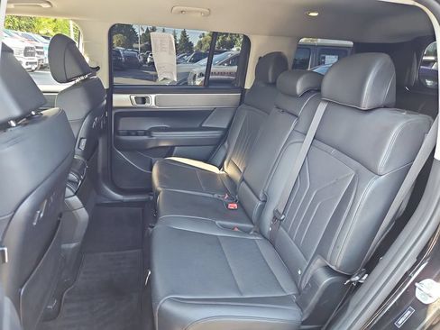 Used 2025 Hyundai Santa Fe SEL AWD/4WD image 14