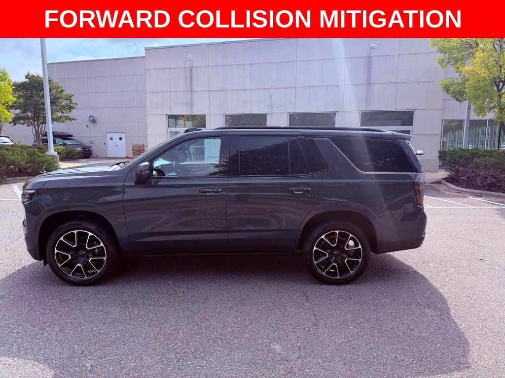 Used 2025 Chevrolet Tahoe RST w/ Comfort Package AWD/4WD image 4