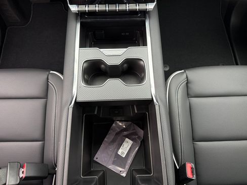 New 2026 GMC Sierra EV Elevation image 29