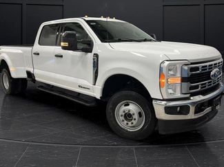 Used 2023 Ford F350 XLT video 1