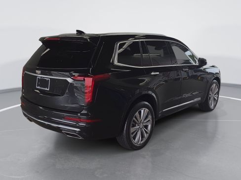 Used 2023 Cadillac XT6 Premium Luxury AWD/4WD image 3