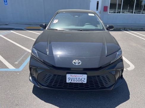 Used 2026 Toyota Camry SE w/ Convenience Package FWD image 2