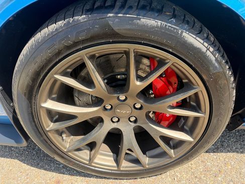 Used 2016 Dodge Challenger SRT Hellcat RWD image 17